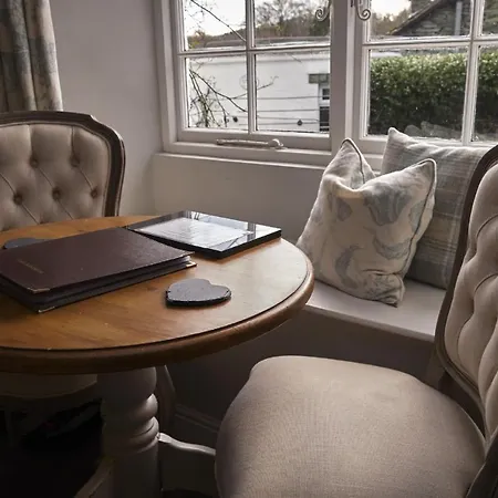Bank View Ideal For A Romantic Break In The Langdale Valley